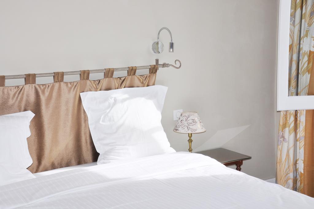 Hotel De France Auch Phòng bức ảnh